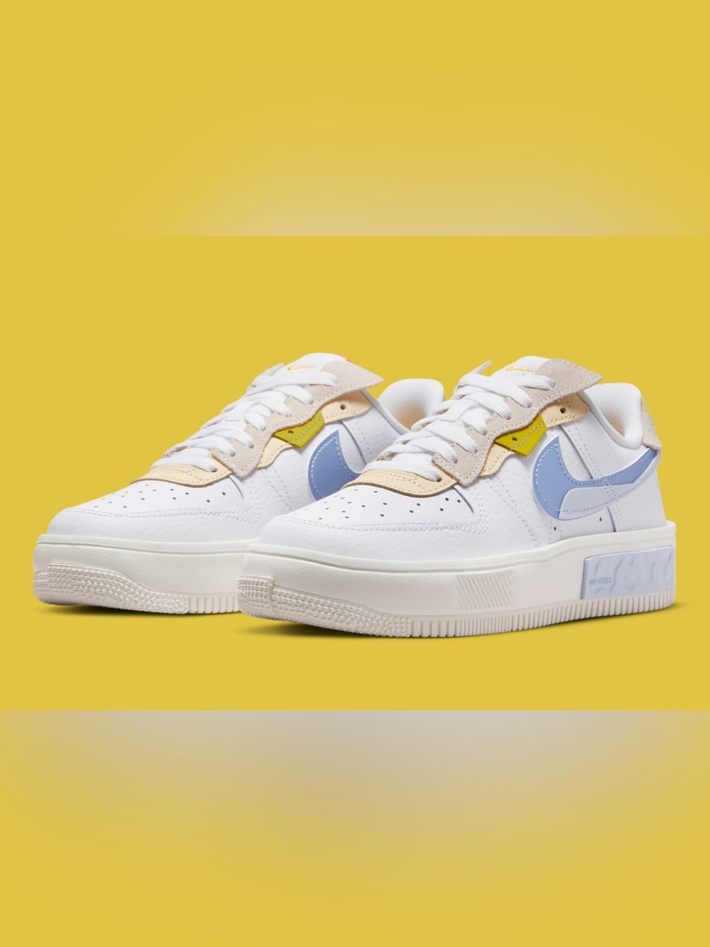 Air Force 1 Fontanka DV2175 100 NIB sizes 6, 8.5 and 9